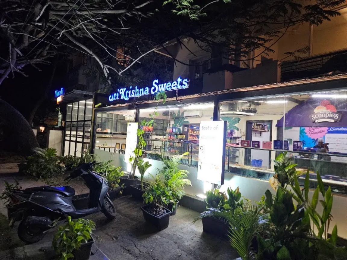 Sri Krishna Sweets & Muralis Market, Poes Garden — photo 2